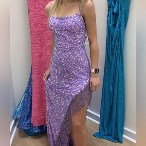 NEVER WORN SHERRI HILL SEQUIN DRESS